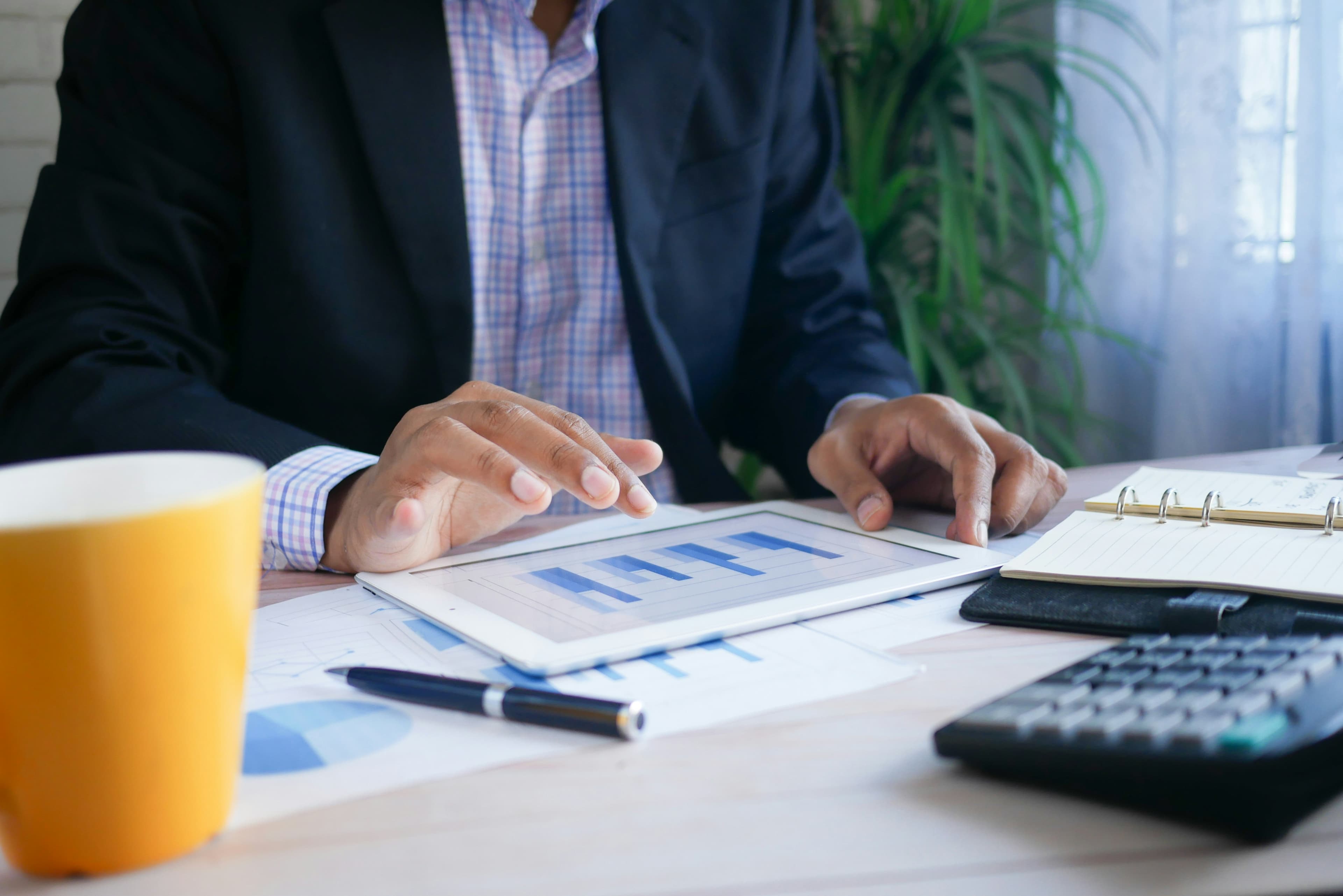 How to Integrate Hybrid AI Data Platforms for Enhanced Insights