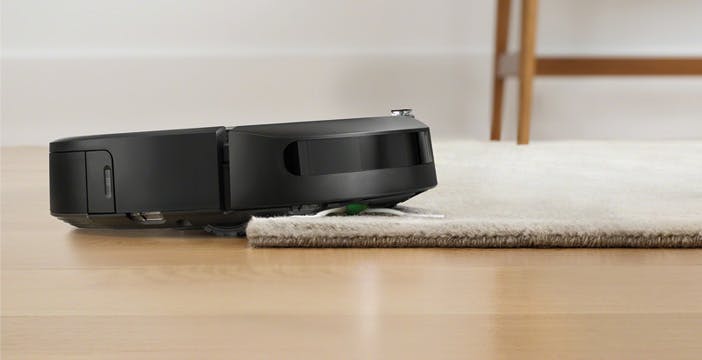 Do Robot Vacuums Work on Area Rugs?: Unveiling Truths